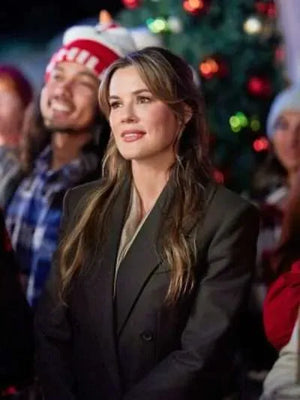 Navigating Christmas 2023 Chelsea Hobbs Coat