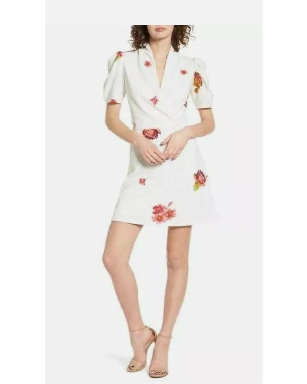 Sharp Objects S01 Madison Davenport Wrap Floral Mini Dress - view 2