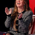 Kelly Clarkson The Voice S30 Grey Tweed Cardigan