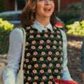 Loot S03 Maya Rudolph Floral Print Feather Trim Top