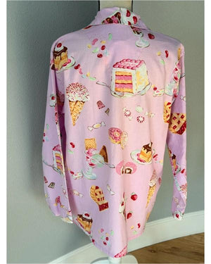 Gilmore Girls S02 Alexis Bledel Pink Desserts Shirt - view 3