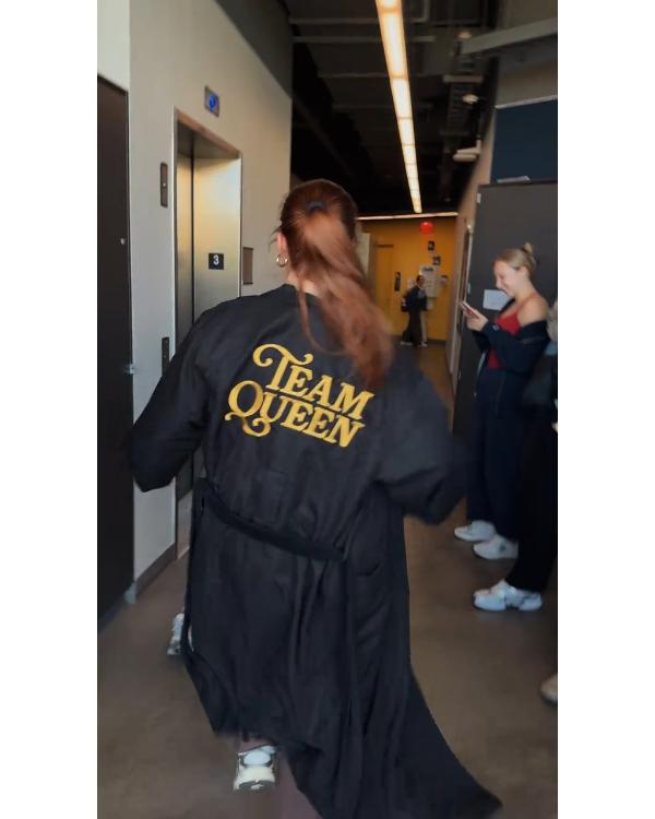 The Voice S30 Team Queen Robe - view 3
