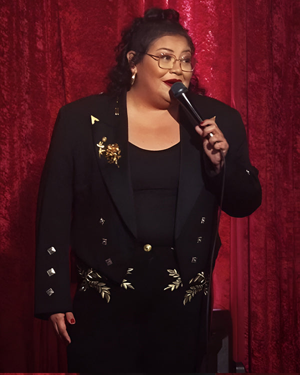 Vanessa Gonzalez Mamona Black Suit - view 3